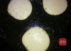 Illustration of how to make banana cake 5