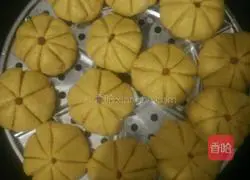 Pumpkin Cake Illustration of how to do it 6