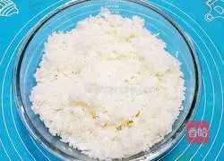 Illustration of how to make seaweed roll sushi 1