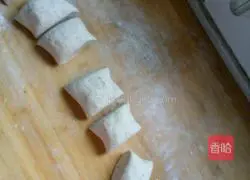 Illustration of making bean dregs cake 5