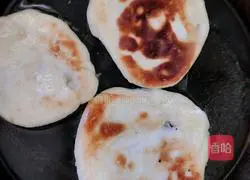 Illustration of how to make big cake 11