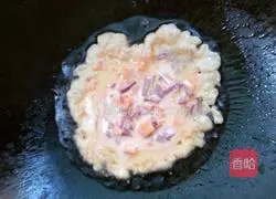 Illustration of how to make carrot, purple sweet potato and glutinous rice flour pancakes 6