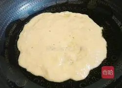 Illustration of how to make apple and egg pancakes 9