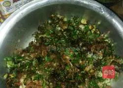 Illustration of how to make mushroom pie 7