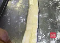 Illustration of how to make hand cakes 7