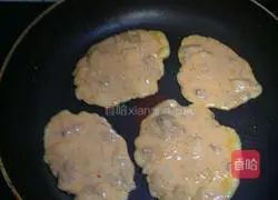 Illustration of how to make kimchi pancake 4