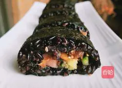 Illustration of how to make black rice sushi 4