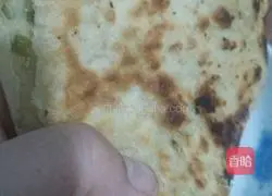 Illustration of how to make soup noodles and scallion pancakes 14