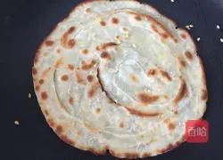 Milk-flavored sesame hand-shredded pancakes (pan version) illustration 17