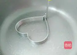 Illustration of how to make pancakes 14