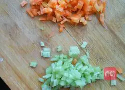 Illustration of how to make carrot egg pancake 2