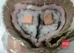 Illustration of how to make love sushi 6