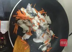 Illustration of how to make spicy scallion pancake 5