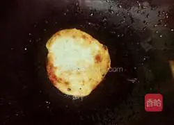 Crispy sesame and chive pancake recipe 8