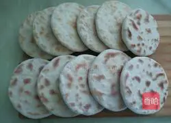 Illustration of making pure yeast pancakes 4