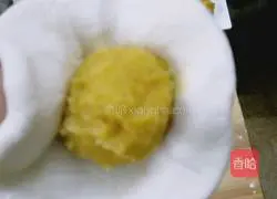 Illustration of how to make sweet potato pancakes 7