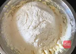 Illustration of making seaweed, meat floss and sesame cake 5