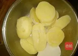 Illustration of how to make lean potato cakes 1