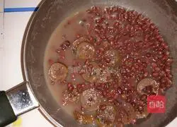 Illustration of how to make bean paste and hawthorn cake 1