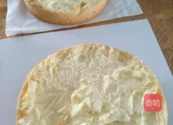 Strawberry Cream Cake Recipe Illustration 2