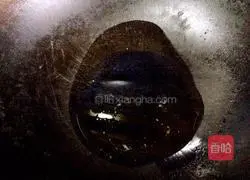 Illustration of Laoganma's fried pancakes 4