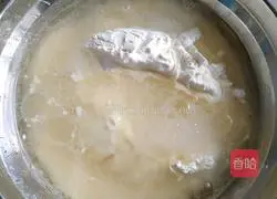 Illustration of how to make rose flower cake 3