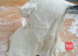 The mutton is thin and soft.Illustration of how to make pie 2