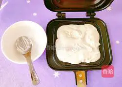 Illustration of how to make dragon fruit and mango pancakes 9