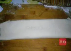 Illustration of how to make hand-torn biscuits 5