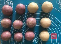 Illustration of how to make egg yolk cake 20