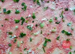 Illustration of making soda sesame bean curd cake 3