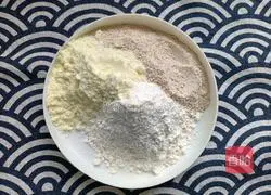 Illustration of making red date and walnut cake 3