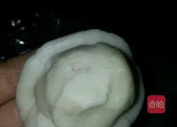 Illustration of homemade red bean filling wife cake 3