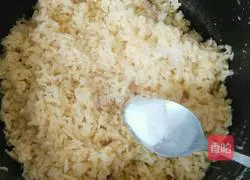 Illustration of how to make mixed vegetable potato cakes 6