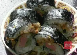 Illustration of how to make delicious sushi 7