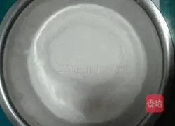 Custard Sauce Cake Roll Recipe Illustration 3