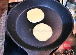 Illustration of how to make strawberry waffles 5