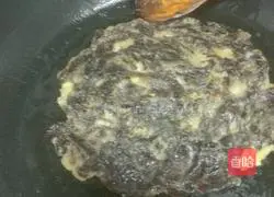 Illustration of how to make seaweed pancakes 5