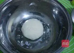 Illustration of how to make sesame pancakes stuffed with mushrooms and meat 3