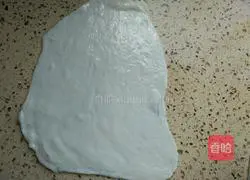 Illustration of how to make pork and celery pancakes 10