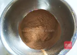 Two-color cocoa cake roll recipe 12