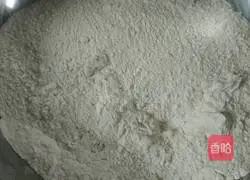 Illustration of how to make chive egg pancake 1