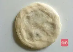 Fragrant bean paste filling cake Illustration of how to do it 16