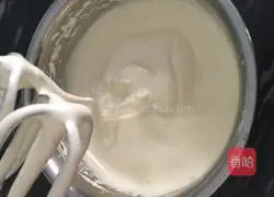 Illustration of how to make crispy egg rolls 5