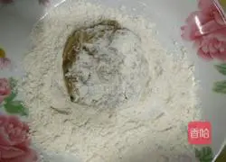 Illustration of how to make potato and mushroom minced meat pie 8