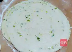 Illustration of how to make confinement hand cakes 8