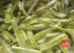 Illustration of how to make pancake 4