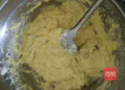 Illustration of how to make banana pancakes 3