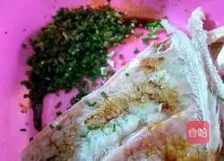 Illustration of how to make scallion-flavored fish cakes 5