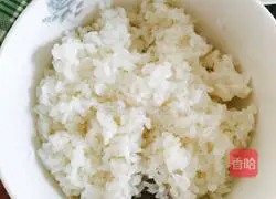 Illustration of how to make fancy sushi 1